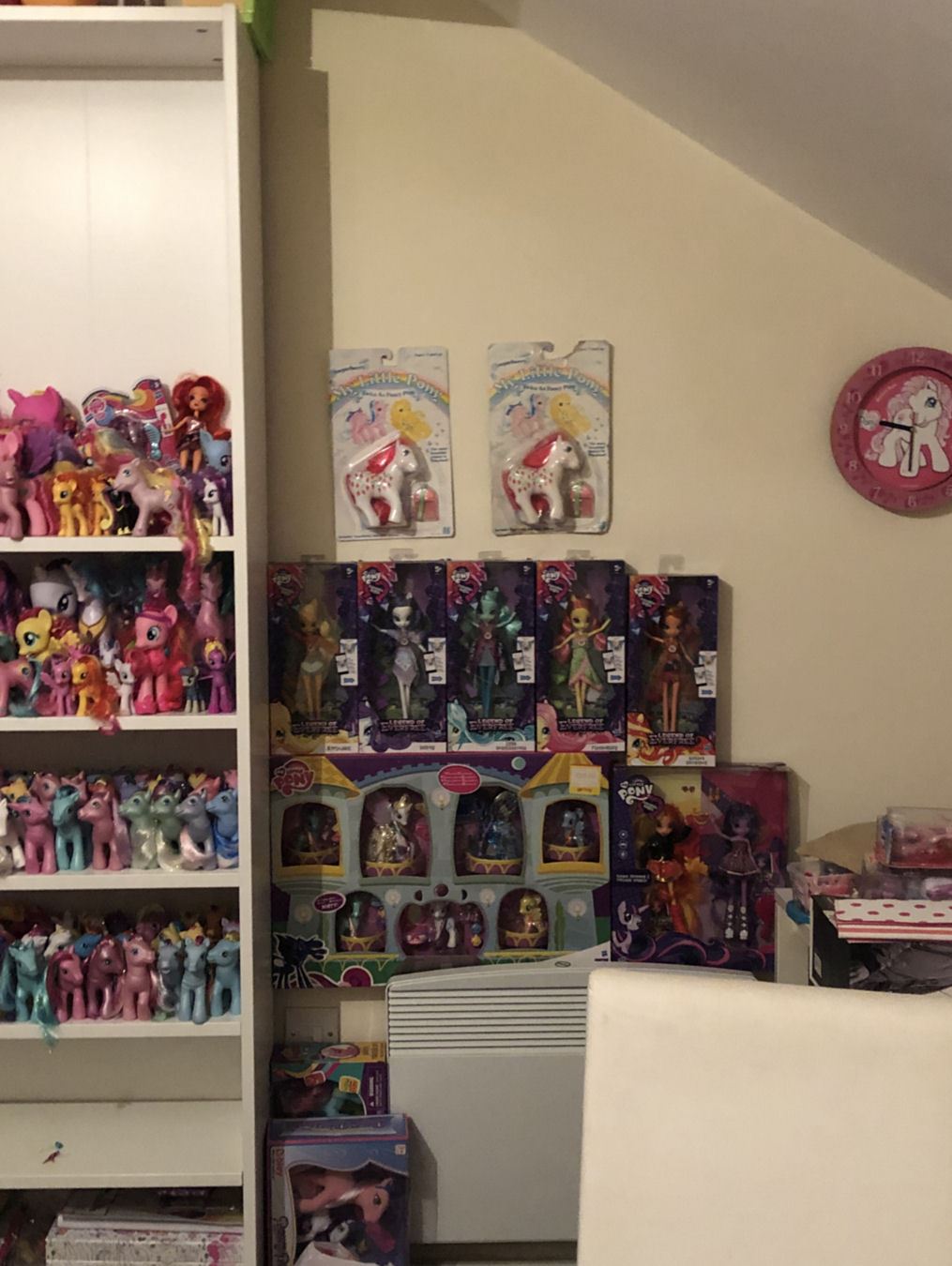 Pony Room (Dec 2018)