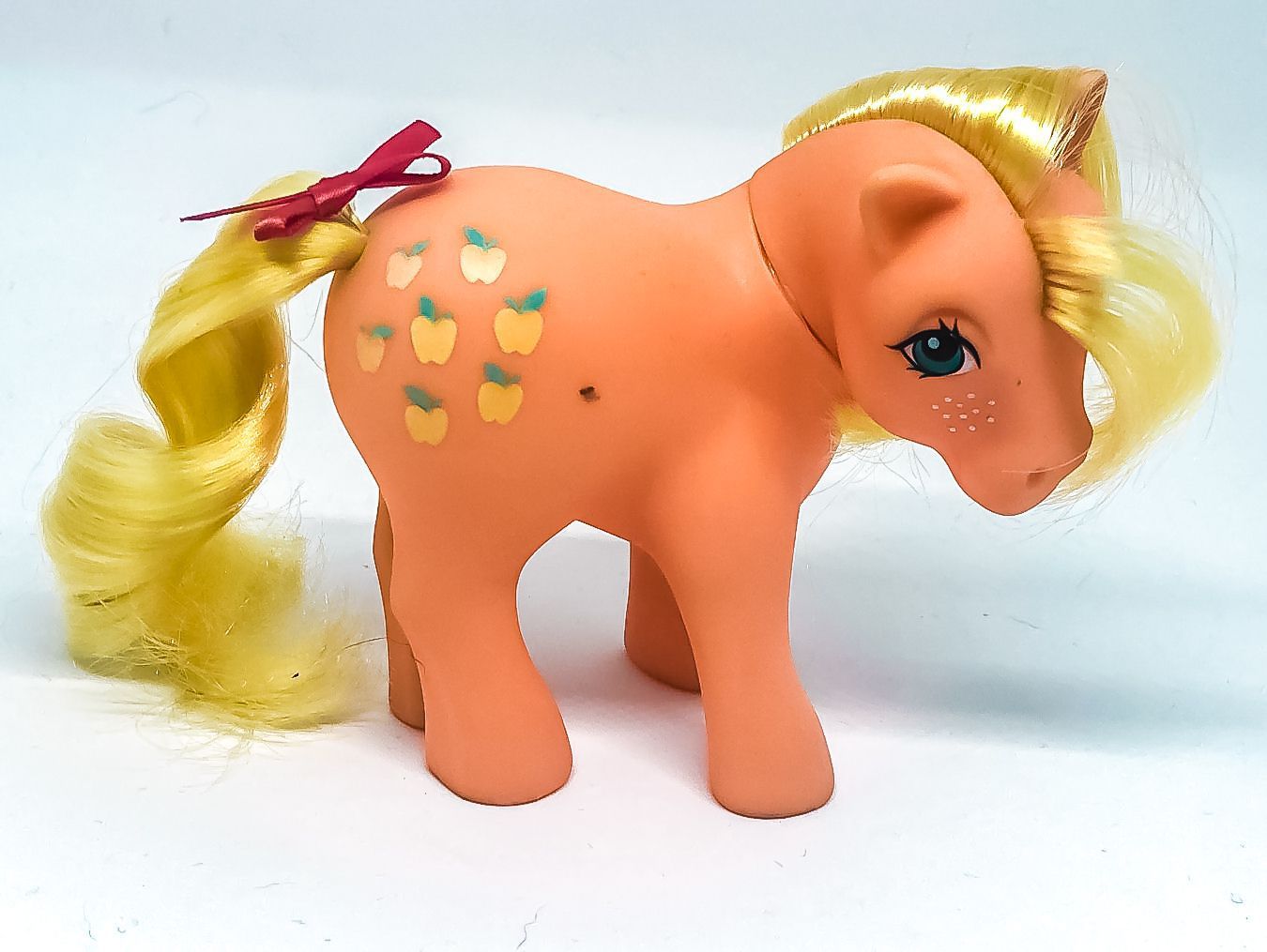 My Little Pony Gen 1 - Applejack  (Golden Apples) (European) (1)