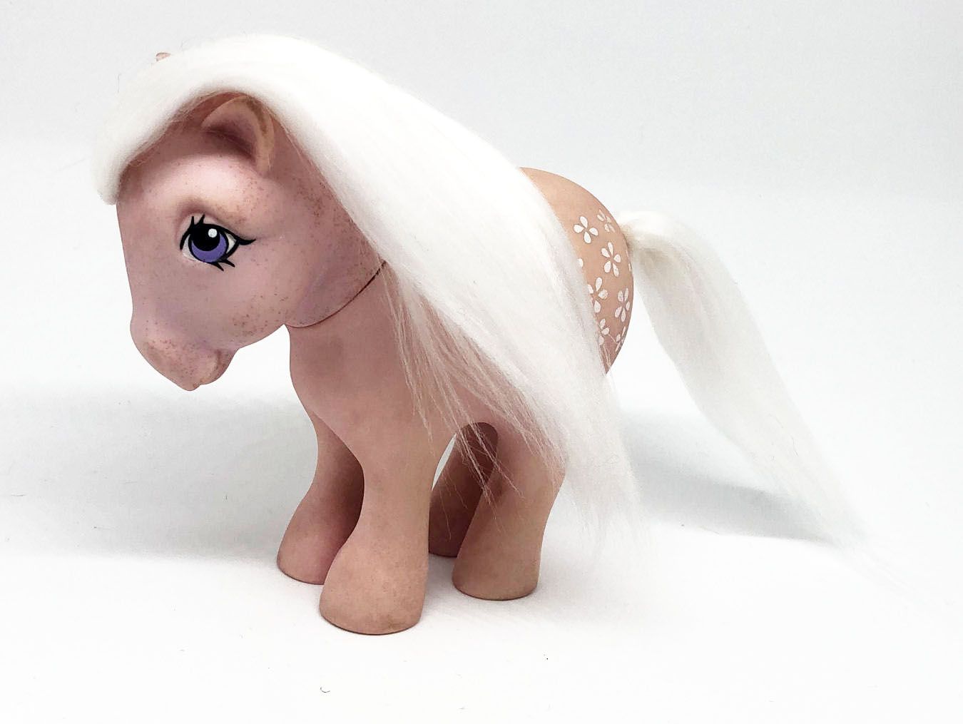 My Little Pony Gen 1 - Blossom  (Concave Foot)  (2)