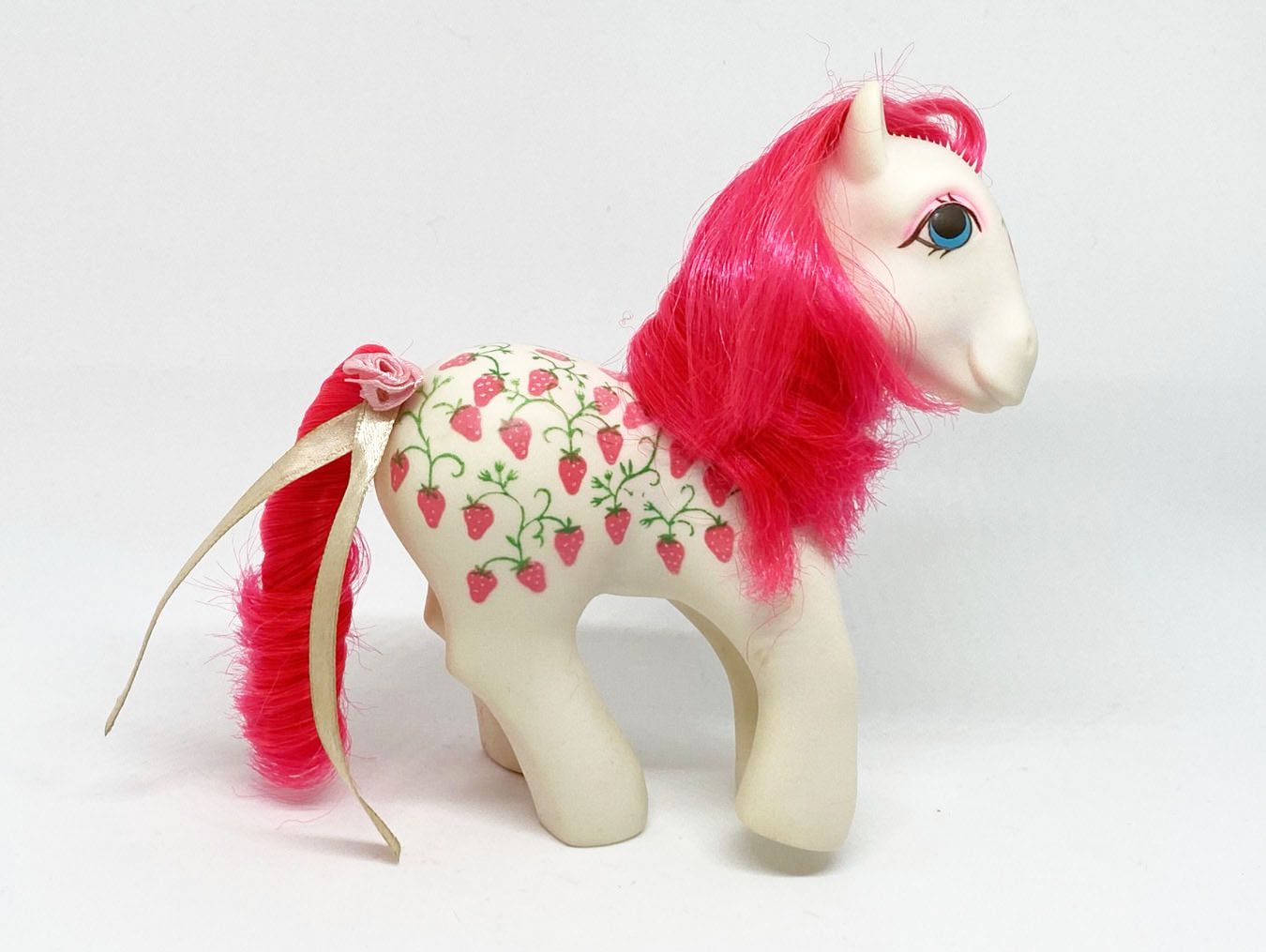 My Little Pony Gen 1 - Strawberry Fair (aka Sugarberry)   (1)