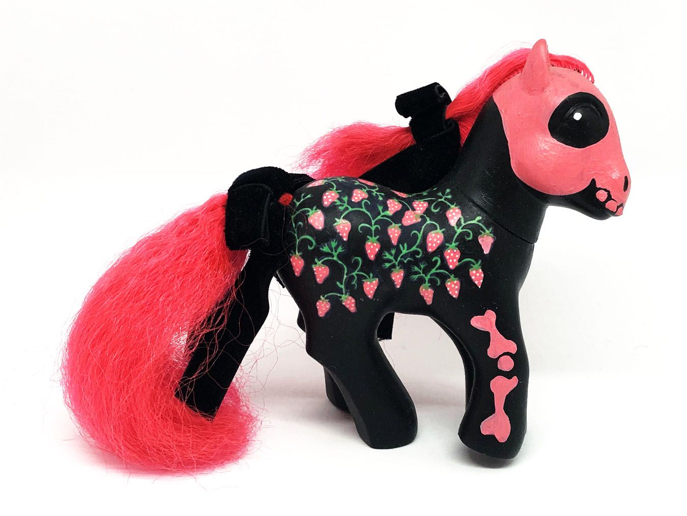 My Little Pony Gen 1 - Strawberry Fair (aka Sugarberry) (Day of the Dead)  (20)