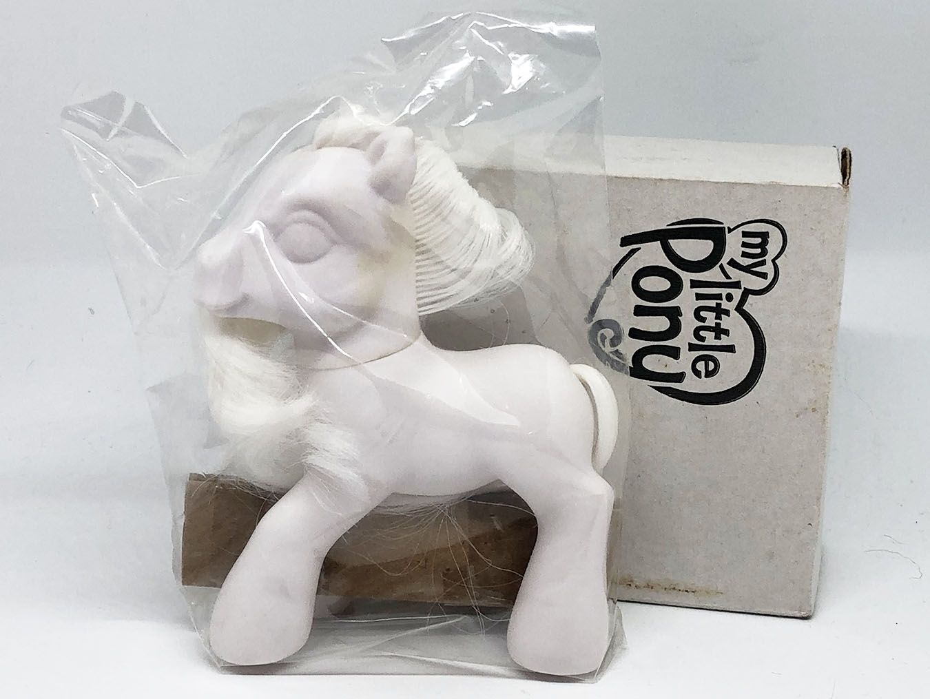 My Little Pony Gen 3 - Blank Pony    (1)