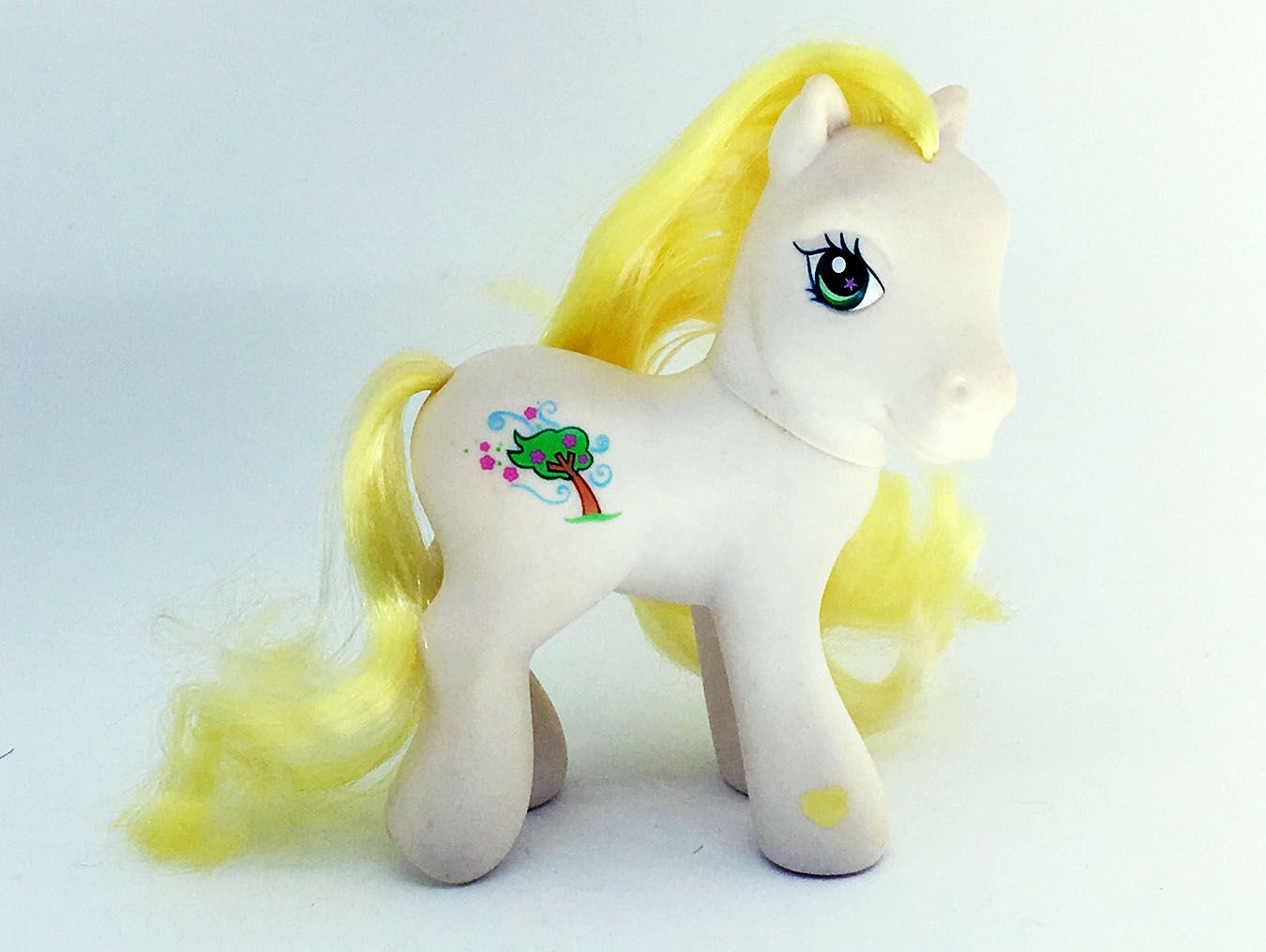 My Little Pony Gen 3 - Breezie    (2)