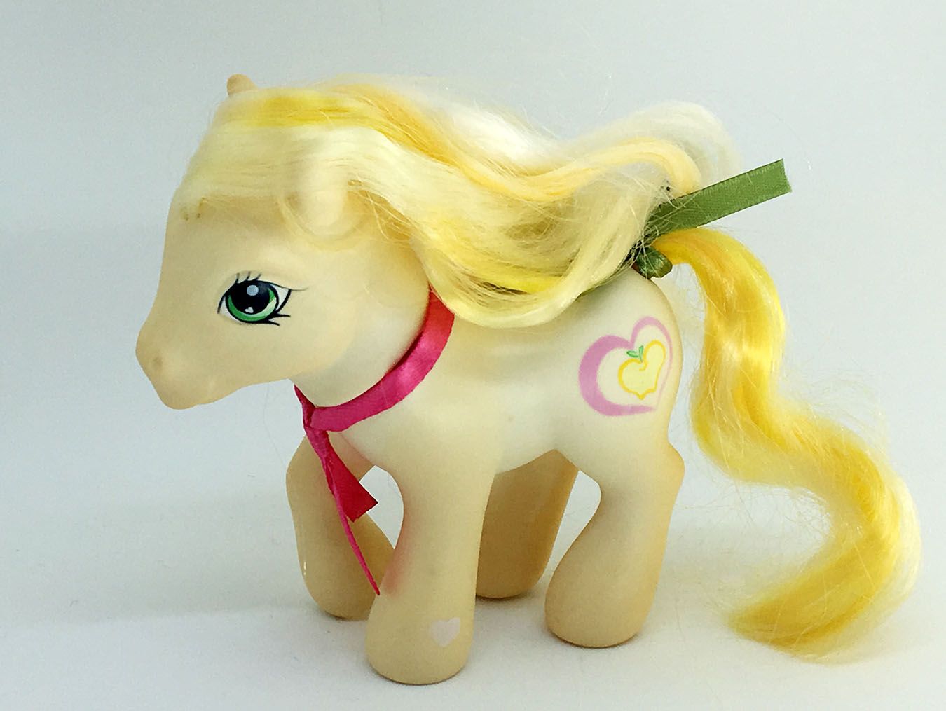 My Little Pony Gen 3 - Golden Delicious    (1)