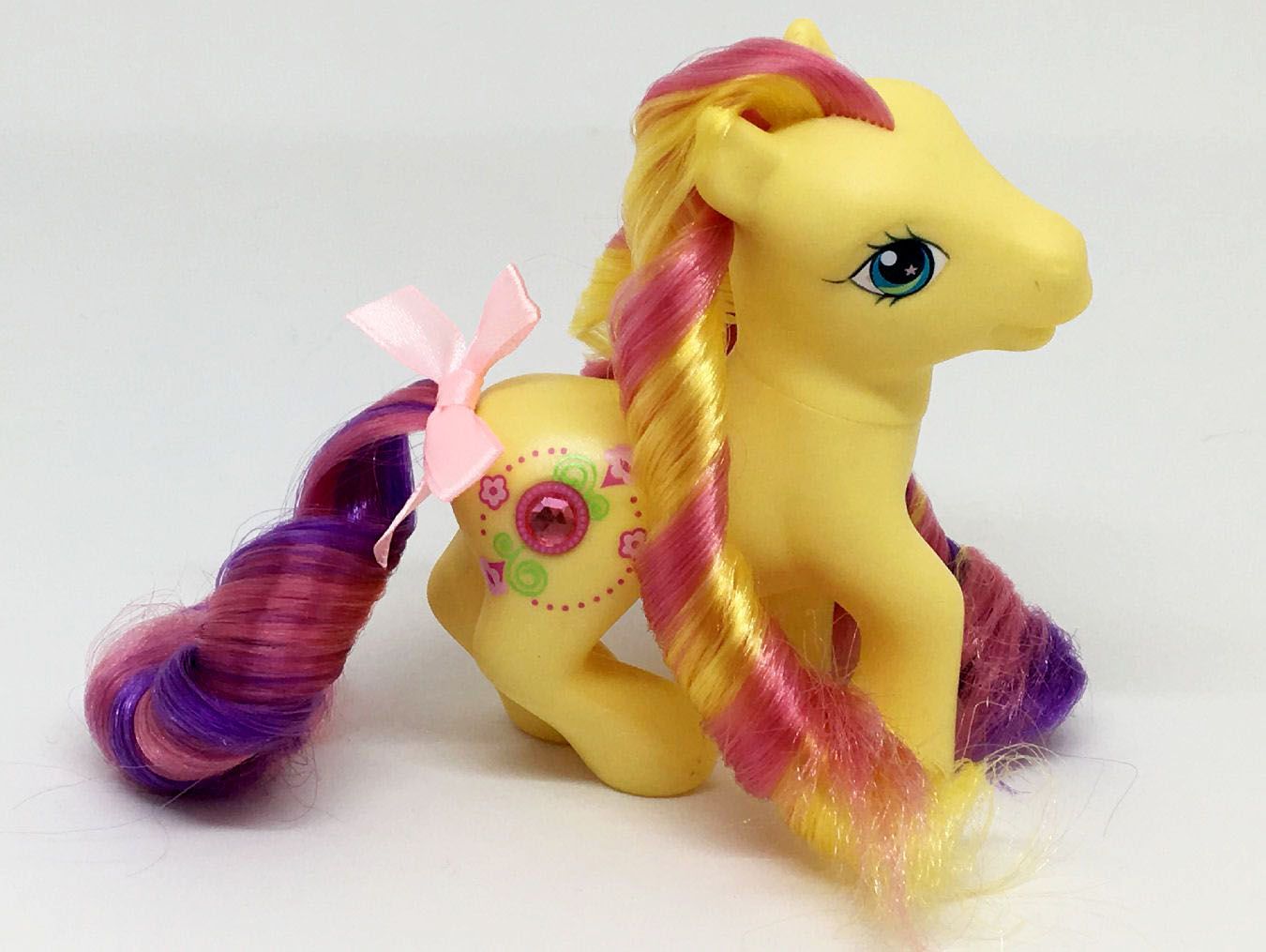 My Little Pony Gen 3 - Petite Petunia    (1)