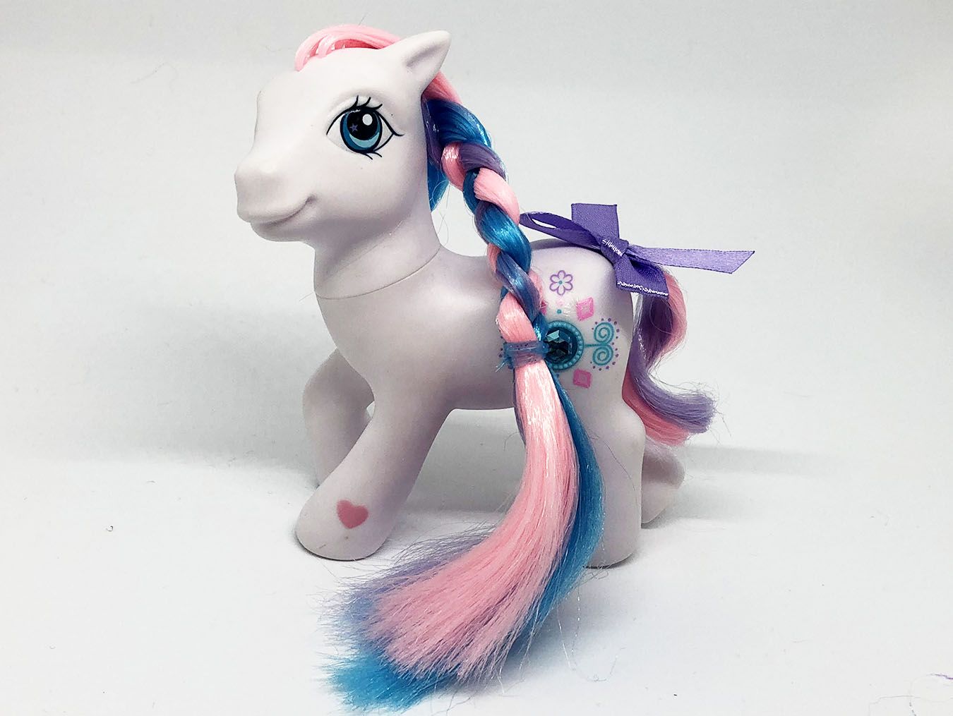 My Little Pony Gen 3 - Precious Gem    (1)