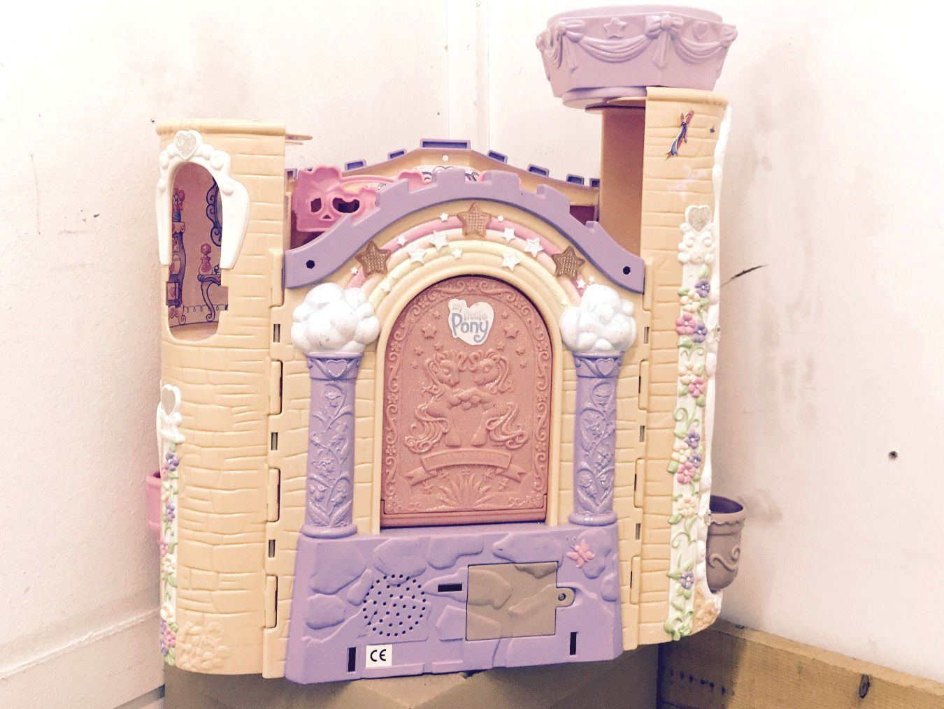 Rainbow Princess Castle    (1)