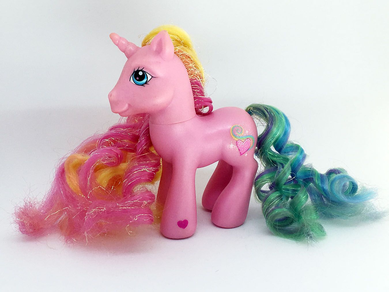My Little Pony Gen 3 - Rarity    (2)