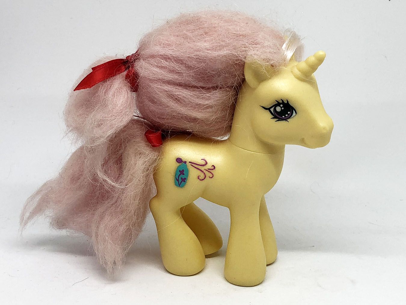 My Little Pony Gen 3 - Red Roses  (G1 to G3)  (1)