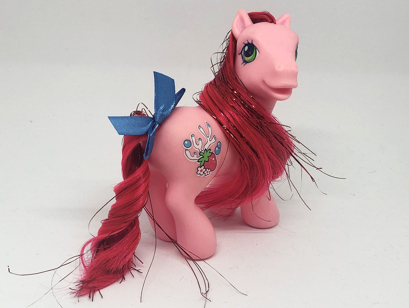 My Little Pony Gen 3 - Strawberry Reef    (3)