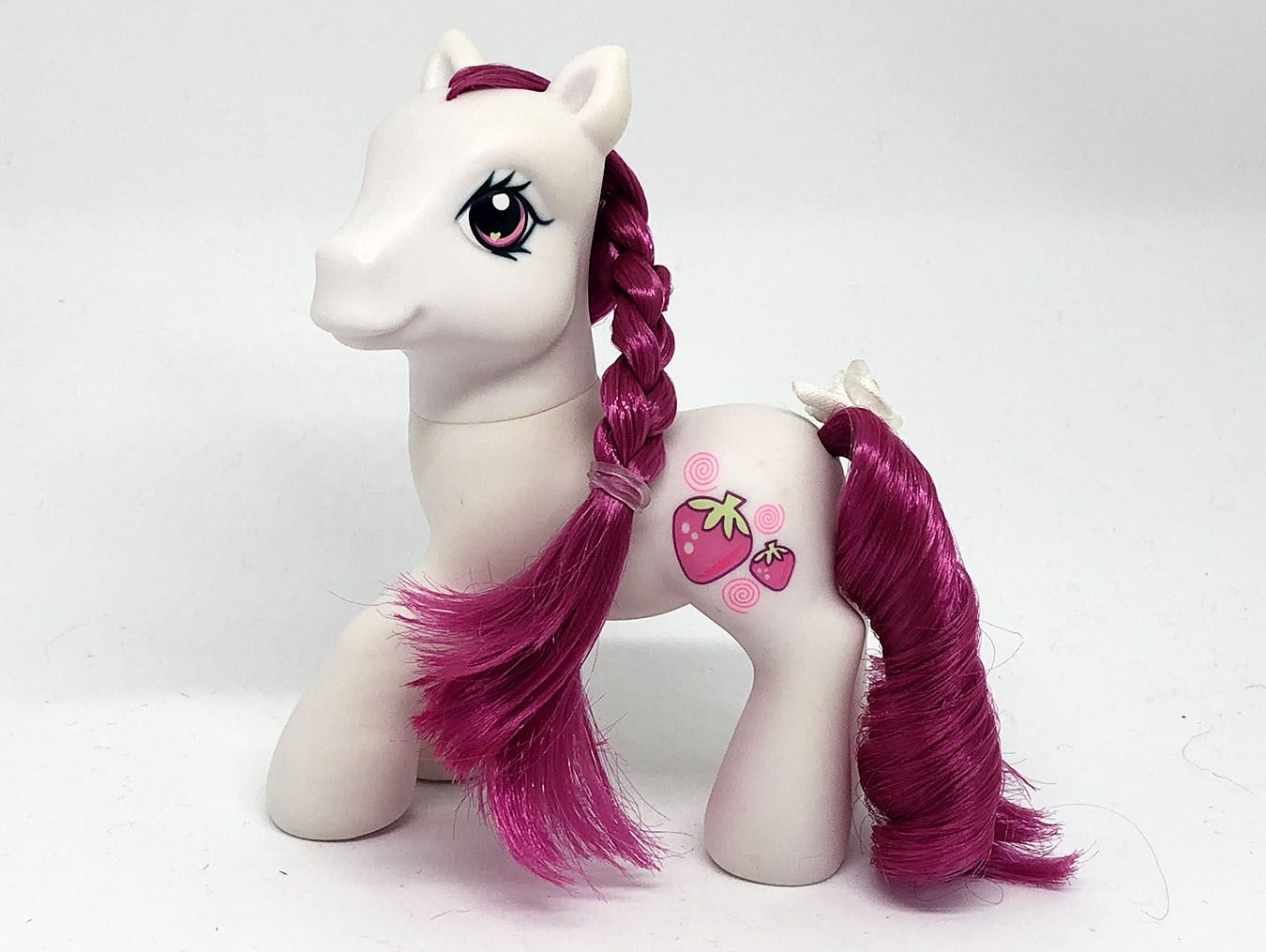 My Little Pony Gen 3 - Strawberry Swirl  (II)  (1)