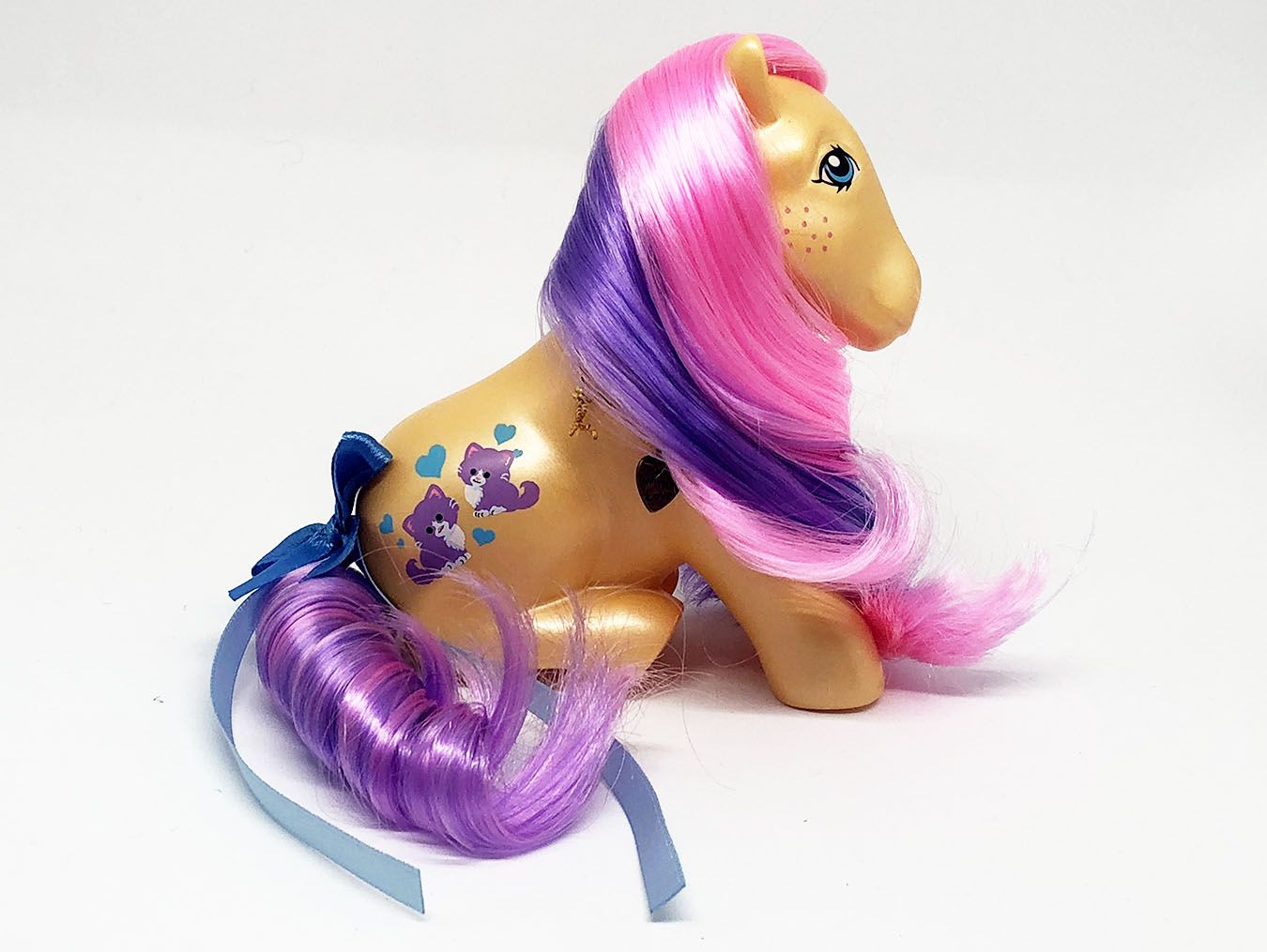 My Little Pony Gen HQG1C - Kitty Love  (Pearlised)  (1)
